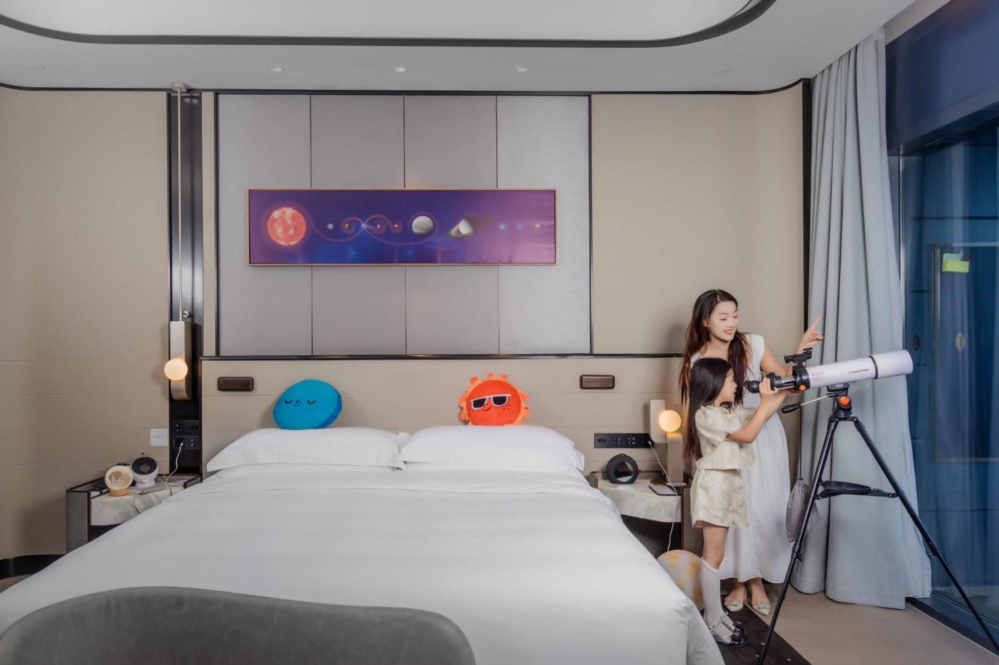 Intercontinental Shanghai Harbour City By Ihg Nanhui Екстер'єр фото