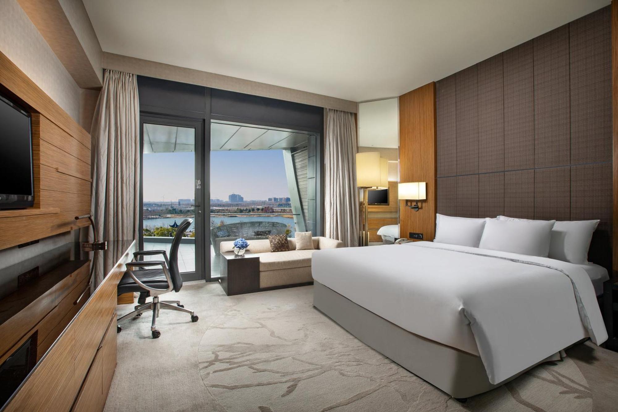 Intercontinental Shanghai Harbour City By Ihg Nanhui Екстер'єр фото