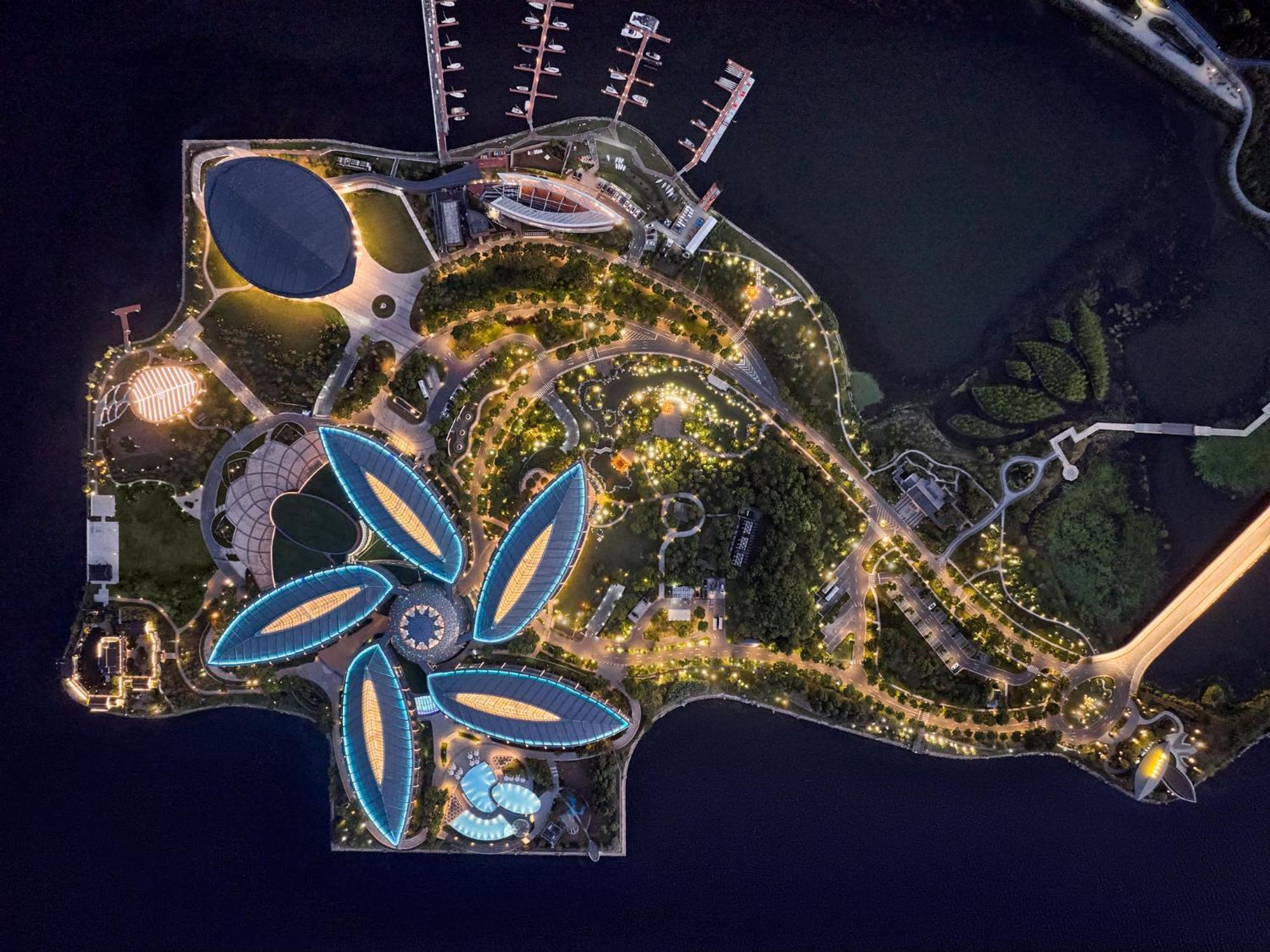 Intercontinental Shanghai Harbour City By Ihg Nanhui Екстер'єр фото