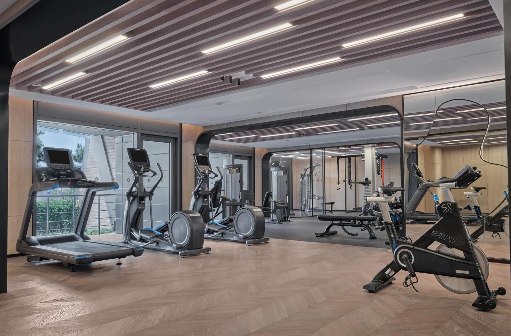 Intercontinental Shanghai Harbour City By Ihg Nanhui Екстер'єр фото
