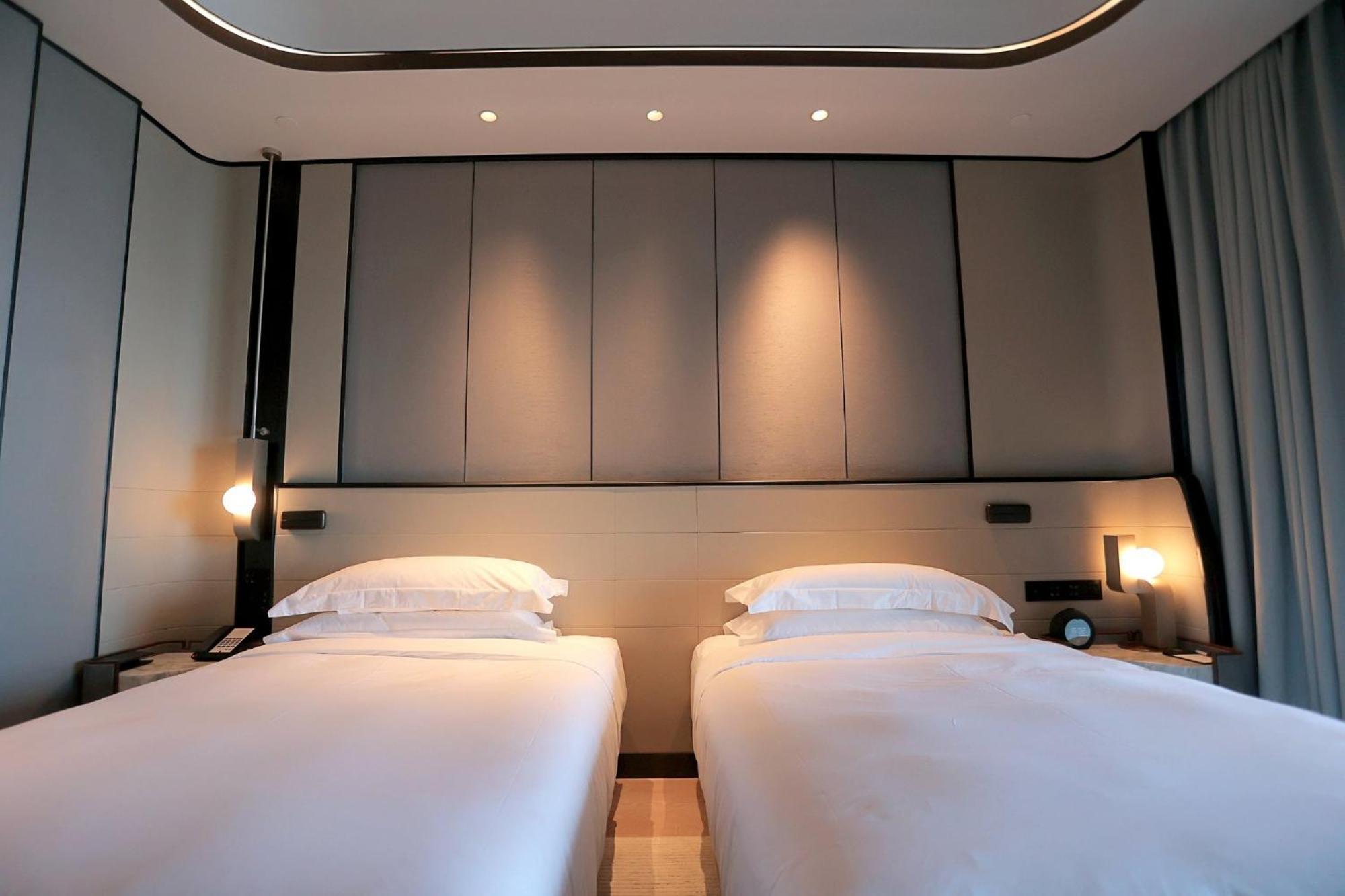 Intercontinental Shanghai Harbour City By Ihg Nanhui Екстер'єр фото